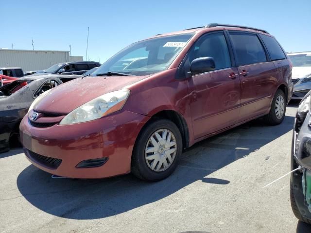 2010 Toyota Sienna CE