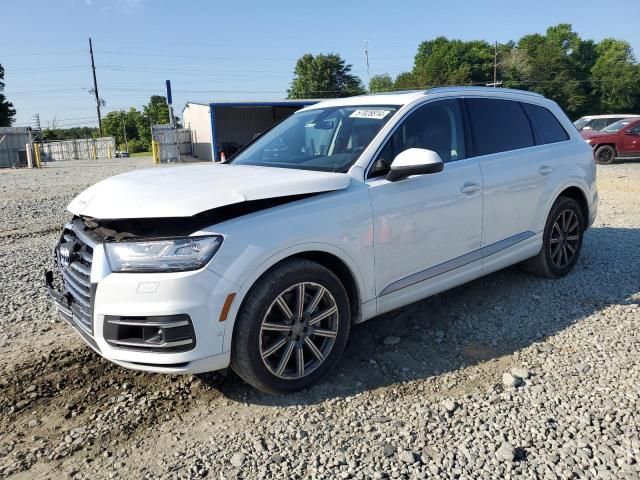 2019 Audi Q7 Premium Plus