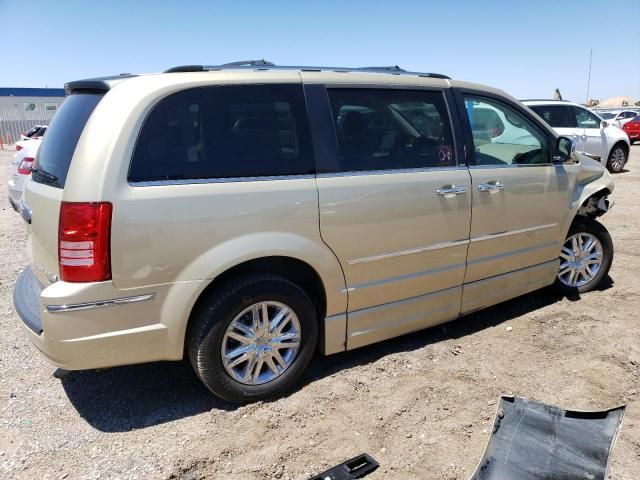 2010 Chrysler Town & Country Limited