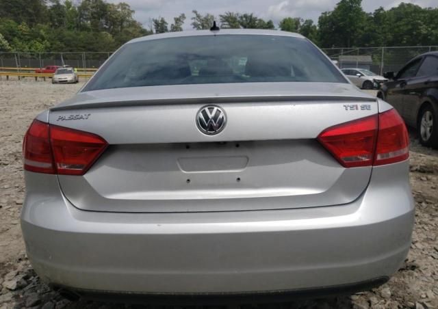 2014 Volkswagen Passat SE