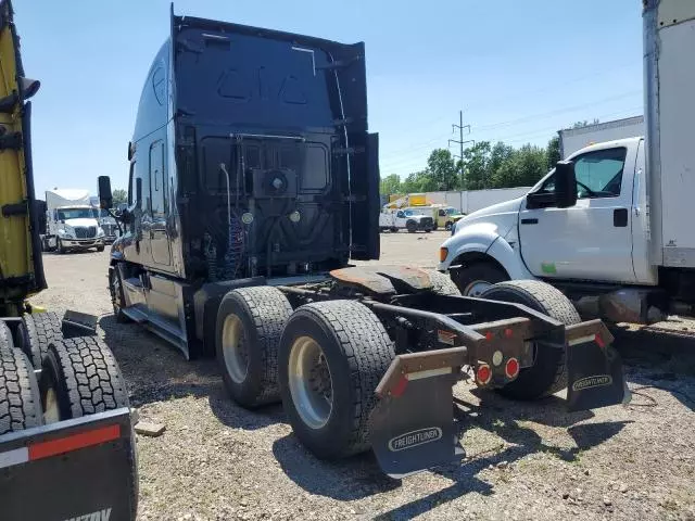 2014 Freightliner Cascadia 125