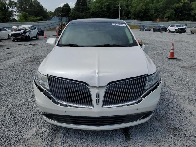 2014 Lincoln MKT