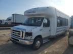 2009 Ford Econoline E450 Super Duty Cutaway Van