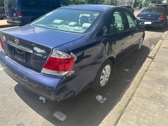 2005 Toyota Camry LE