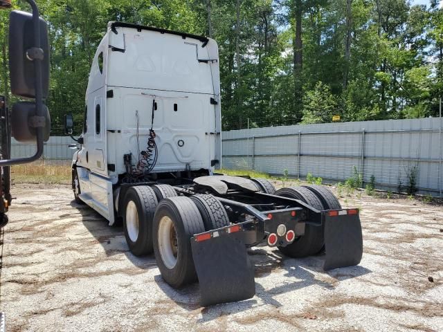 2018 Freightliner Cascadia 125