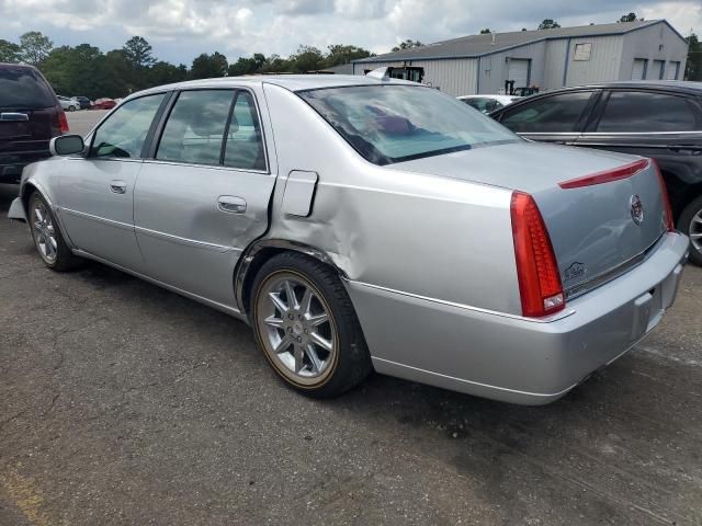 2010 Cadillac DTS Luxury Collection