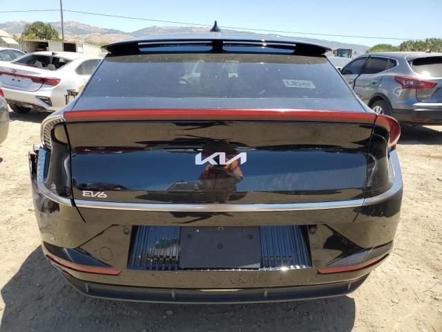 2022 KIA EV6 Light