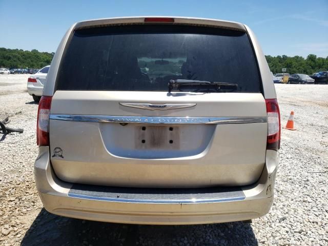 2013 Chrysler Town & Country Touring