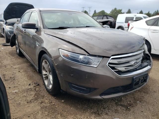 2016 Ford Taurus SEL