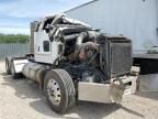 2005 Kenworth Construction T800