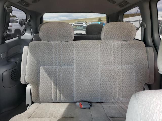 2001 Toyota Sienna CE