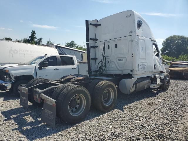 2022 Freightliner Cascadia 126