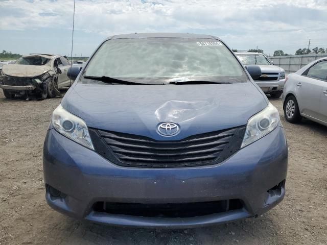 2014 Toyota Sienna LE