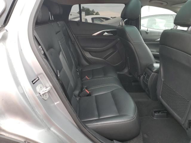 2017 Infiniti QX30 Base