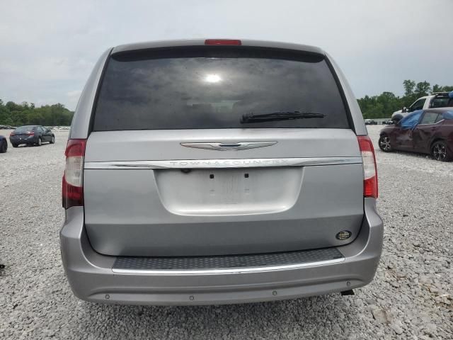 2014 Chrysler Town & Country Touring L