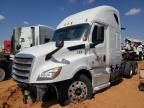 2018 Freightliner Cascadia 126