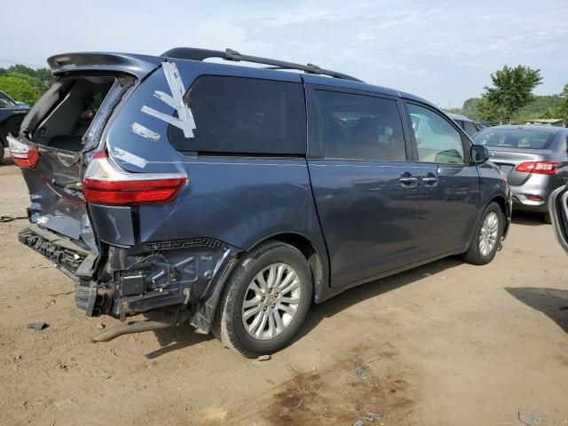 2015 Toyota Sienna XLE