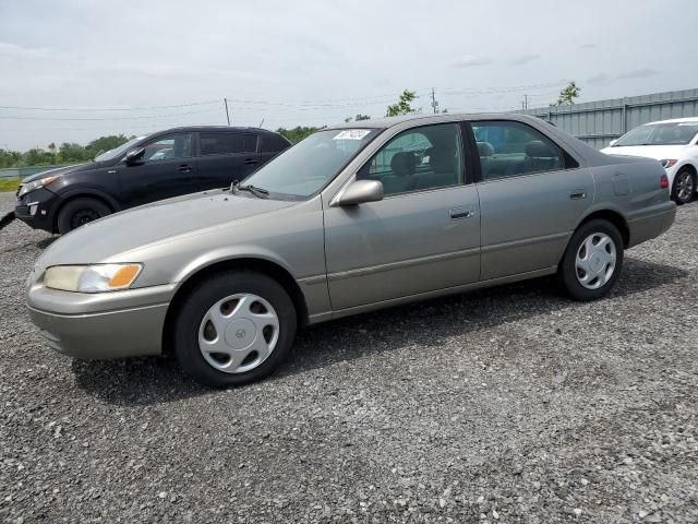 1999 Toyota Camry LE