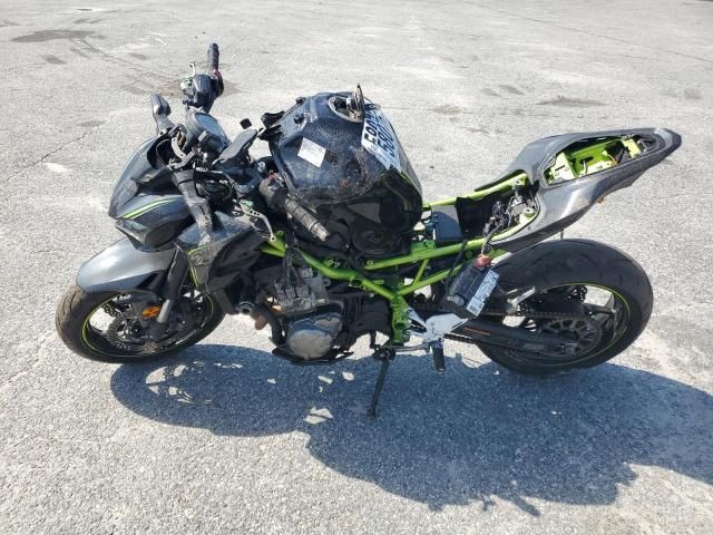 2017 Kawasaki ZR900