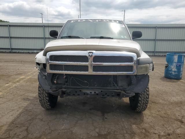 2000 Dodge RAM 2500