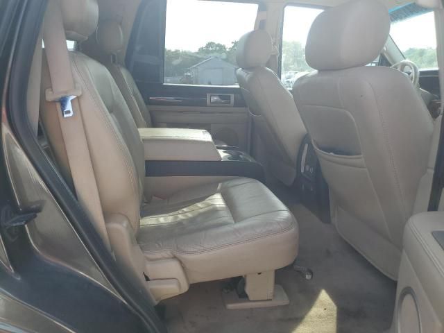 2005 Lincoln Navigator