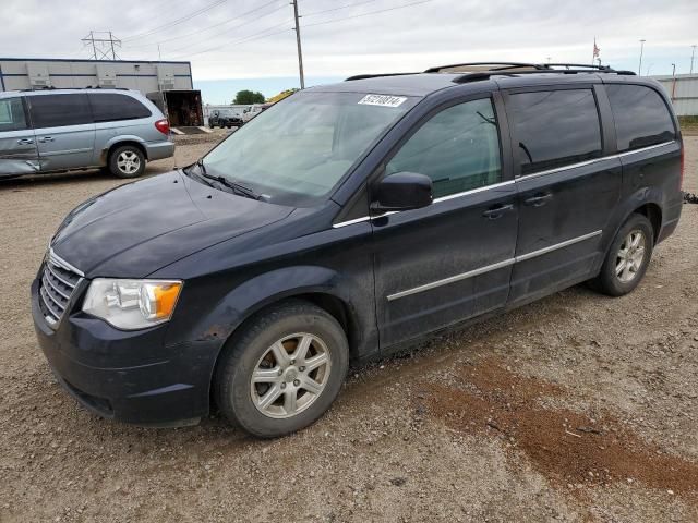 2010 Chrysler Town & Country Touring