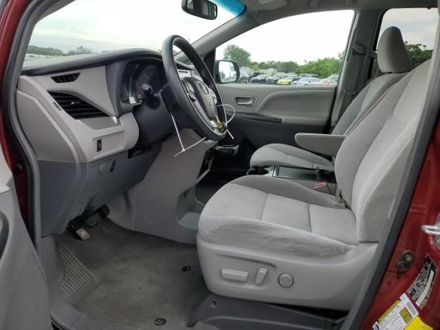 2015 Toyota Sienna LE