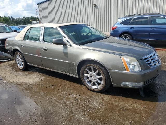 2010 Cadillac DTS Luxury Collection