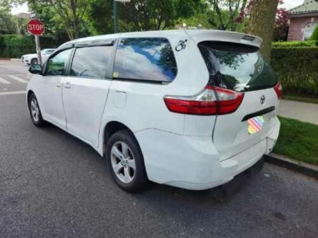 2016 Toyota Sienna