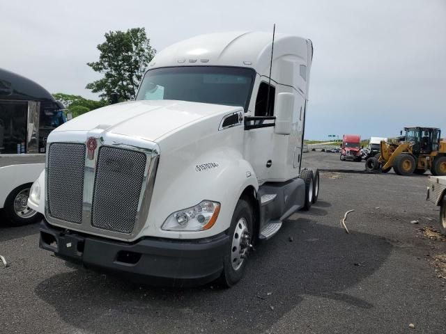 2019 Kenworth Construction T680