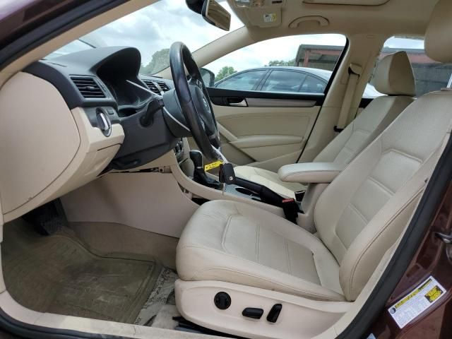 2014 Volkswagen Passat SE