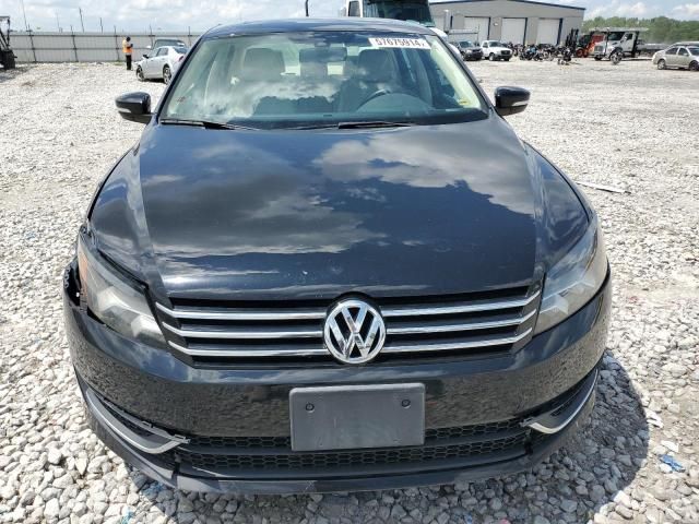 2014 Volkswagen Passat SE