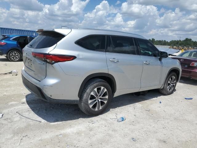 2020 Toyota Highlander Hybrid XLE