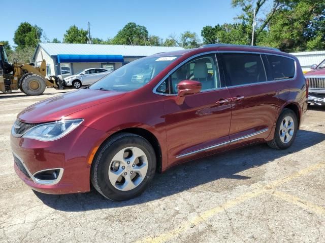 2017 Chrysler Pacifica Touring L Plus