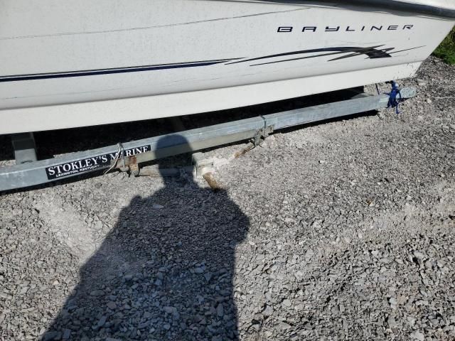 2005 Bayliner Boat