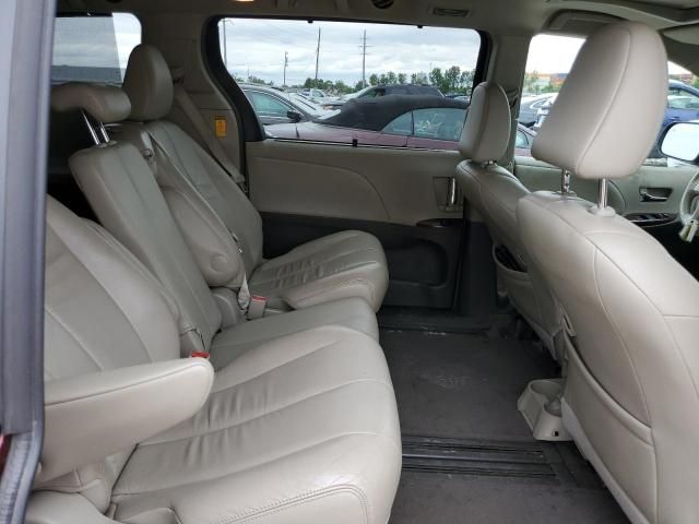 2014 Toyota Sienna XLE