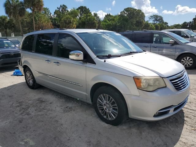 2011 Chrysler Town & Country Limited