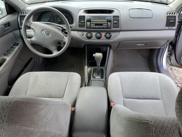 2004 Toyota Camry LE