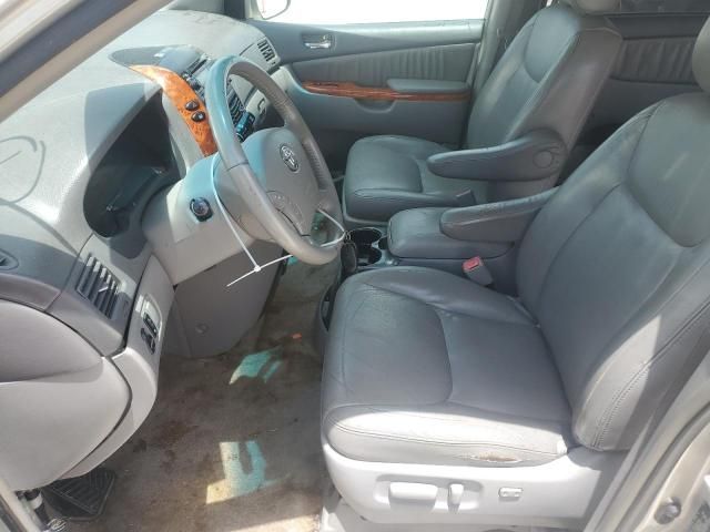 2007 Toyota Sienna XLE