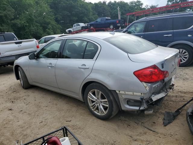 2015 Infiniti Q40