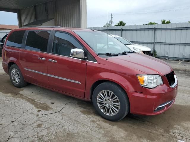 2011 Chrysler Town & Country Touring L