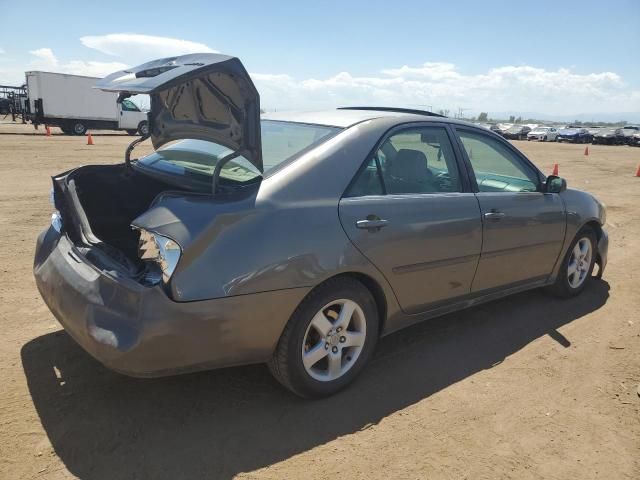 2004 Toyota Camry SE