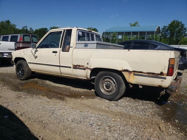 1984 Toyota Pickup Xtracab RN56 DLX