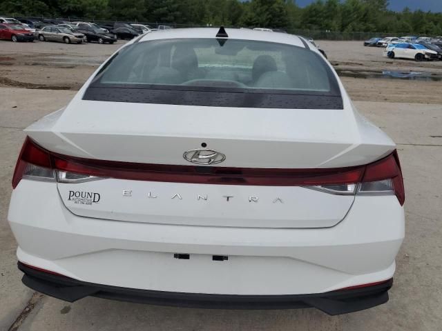 2021 Hyundai Elantra SE