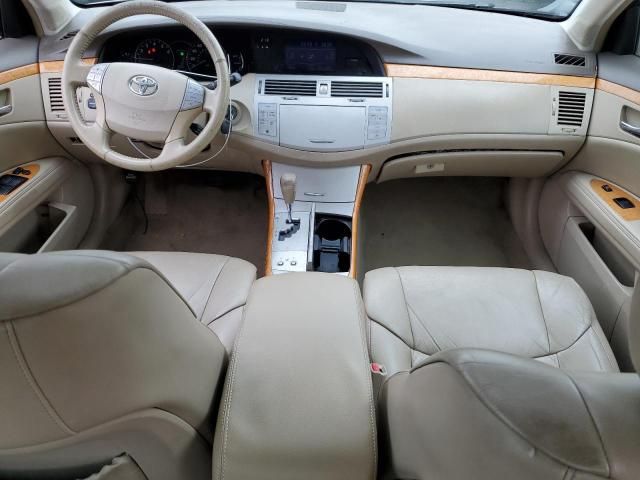 2005 Toyota Avalon XL