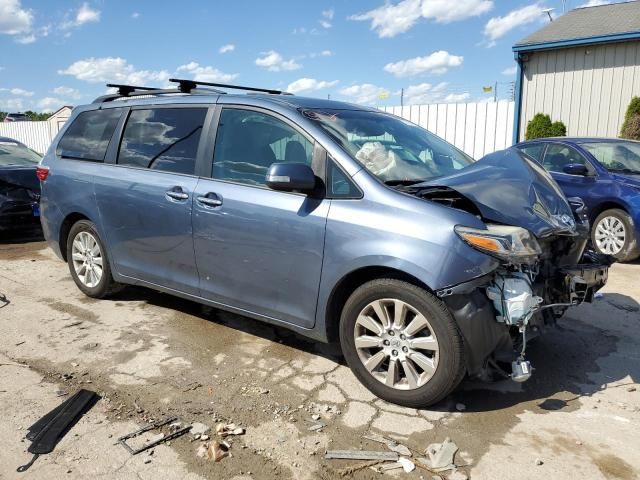 2015 Toyota Sienna XLE