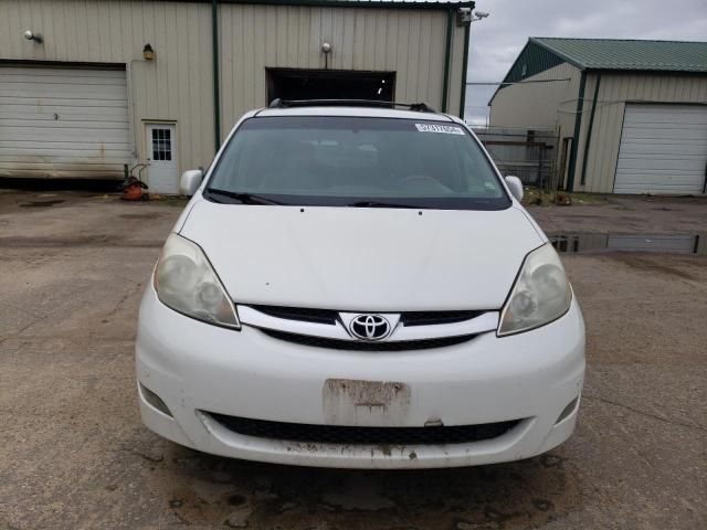 2007 Toyota Sienna XLE