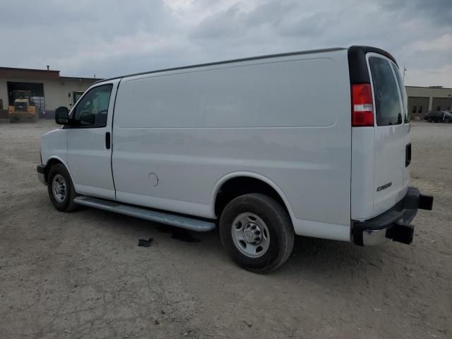 2022 Chevrolet Express G2500