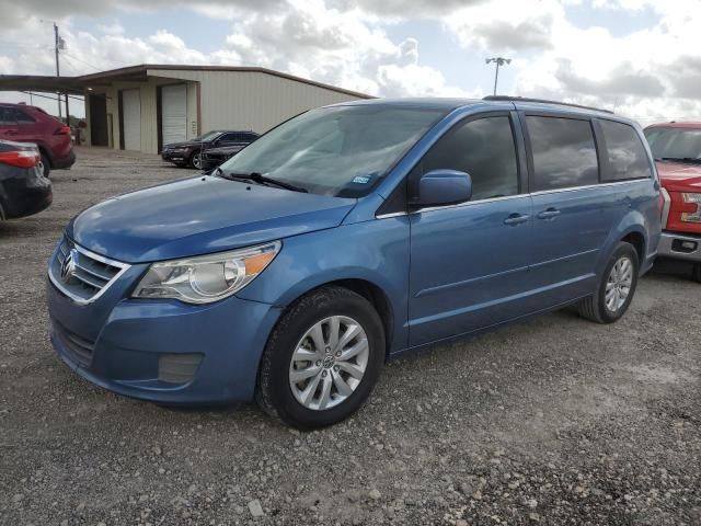 2012 Volkswagen Routan SE