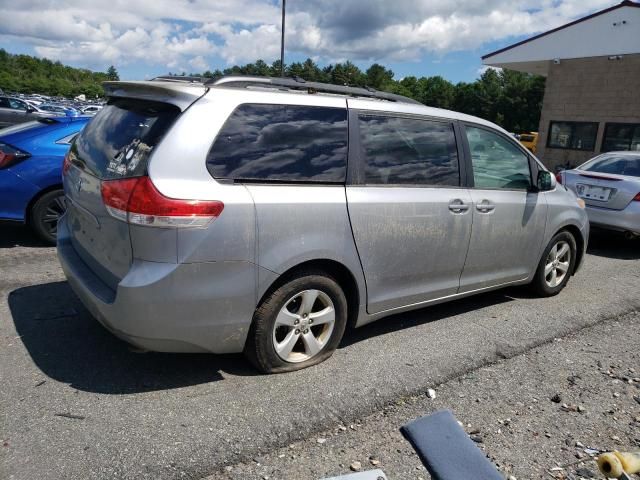 2011 Toyota Sienna LE